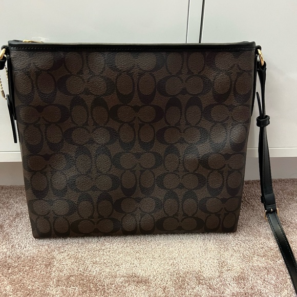 COACH BAG | Leather | Brown Color | Crossbody | BRAND NEW NEVER USED - Picture 2 of 4